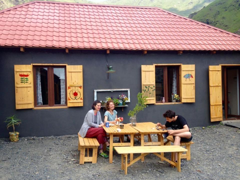Sno House Kazbegi Hotel Buitenkant foto